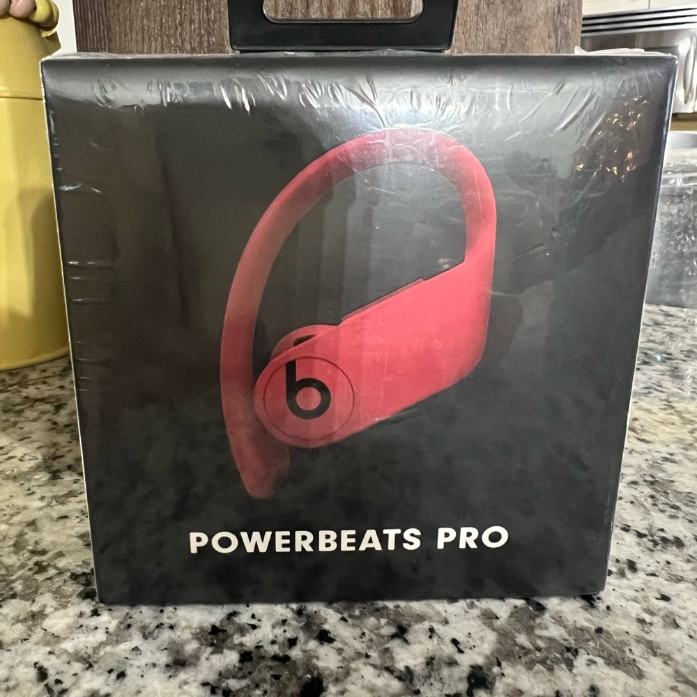 Powerbeats Pro Wireless Earphones - Red